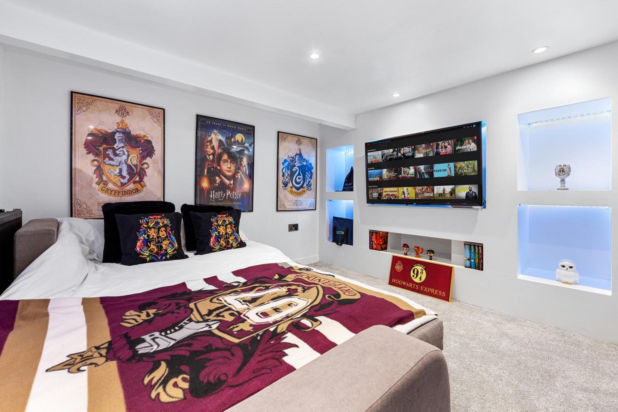 The Hogwarts Retreat - Cinema Room - Special May Offer - 25Th - 31St Watford (Hertfordshire) Exterior foto