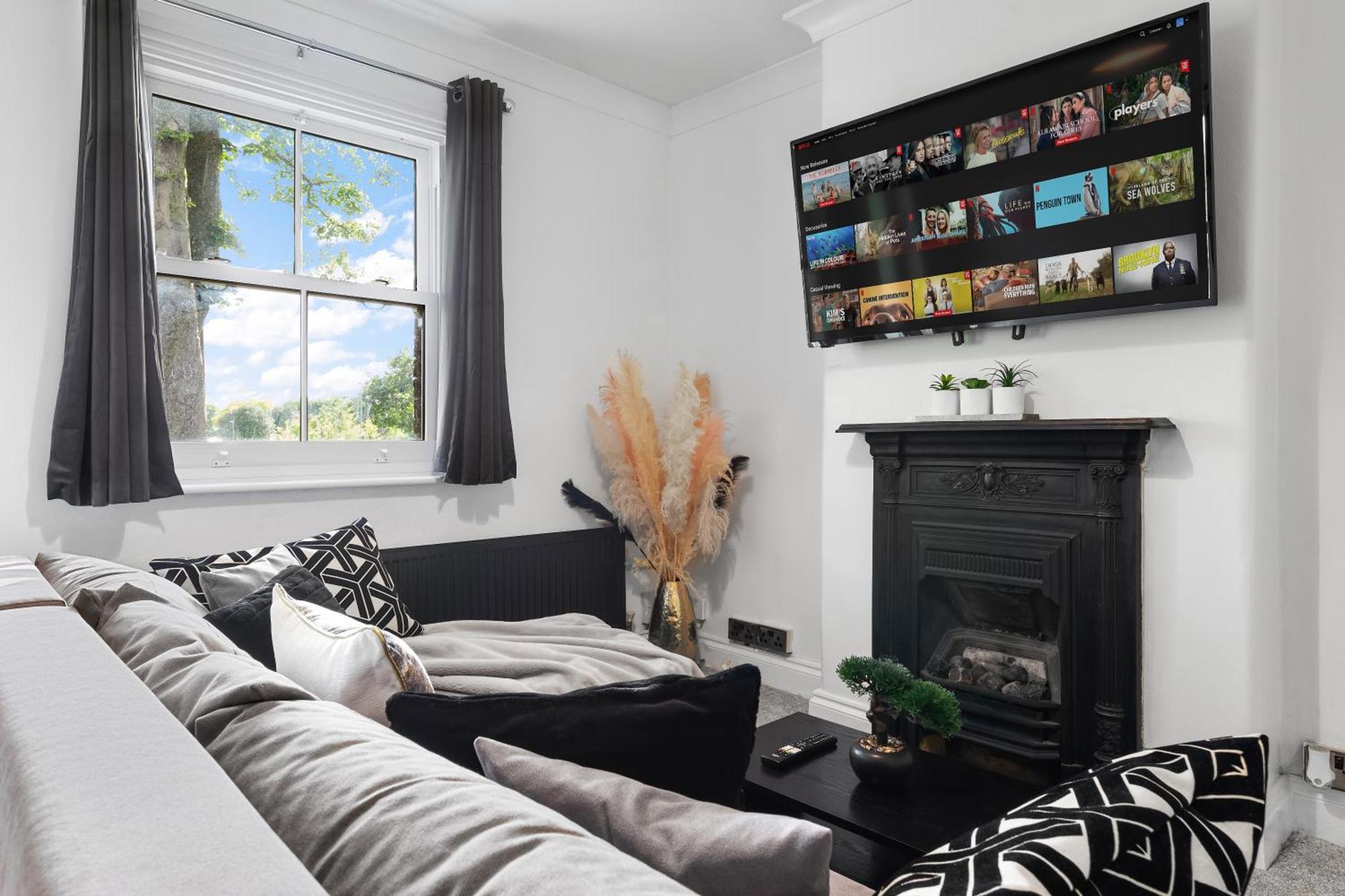 The Hogwarts Retreat - Cinema Room - Special May Offer - 25Th - 31St Watford (Hertfordshire) Exterior foto
