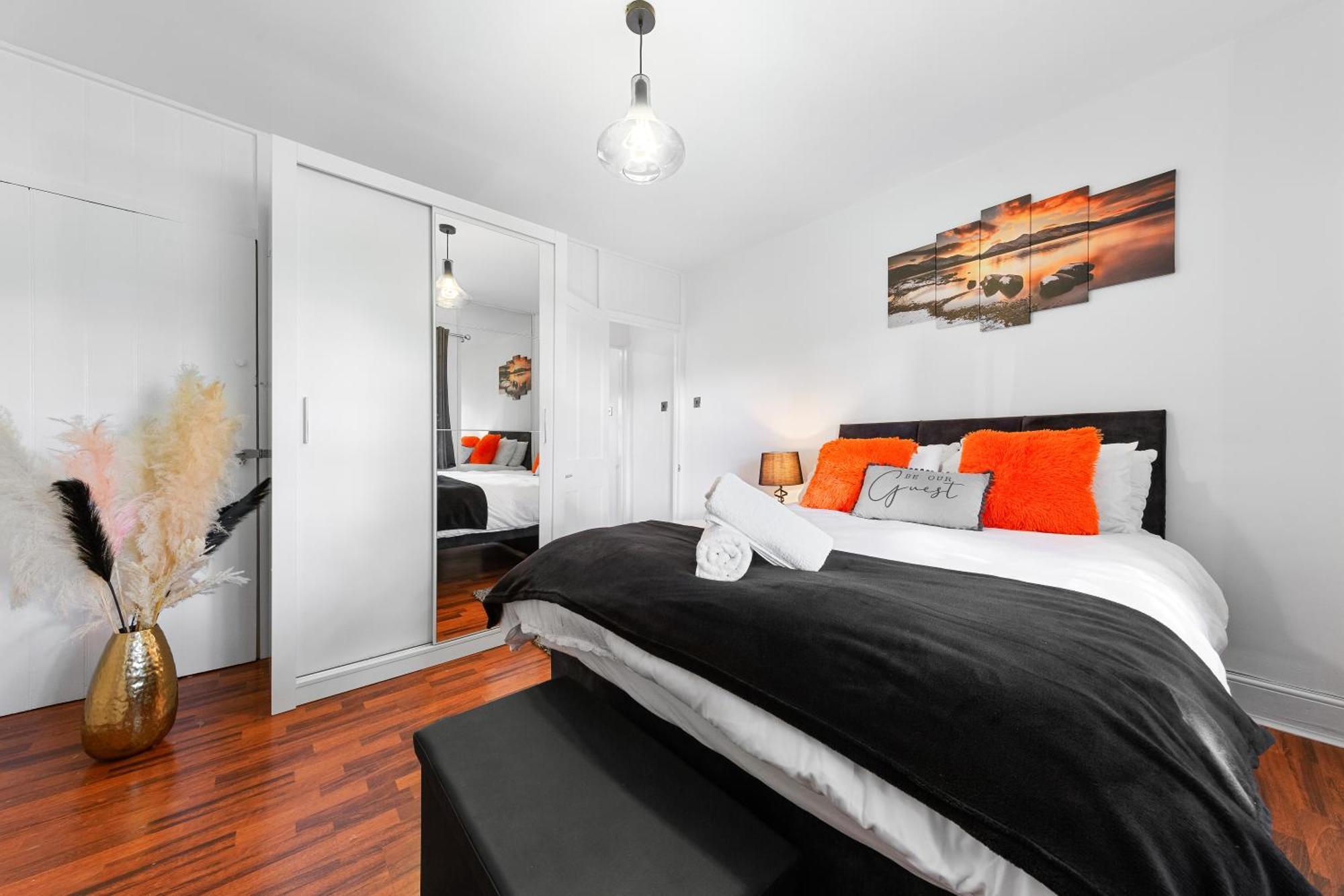 The Hogwarts Retreat - Cinema Room - Special May Offer - 25Th - 31St Watford (Hertfordshire) Exterior foto